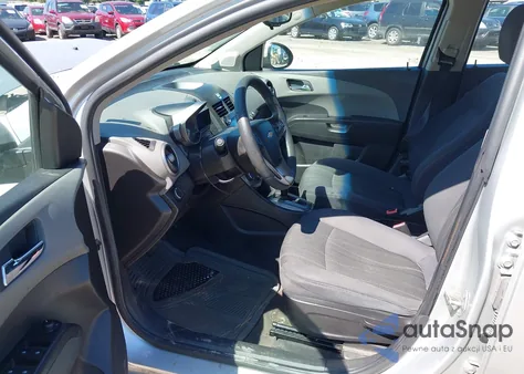 2013 Chevrolet Sonic Lt from USA, damaged, VIN 1G1JC5SH0D4191082